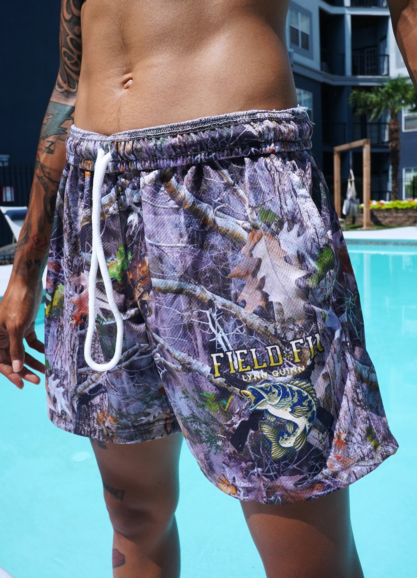 FIELD & FIN MESH SHORTS